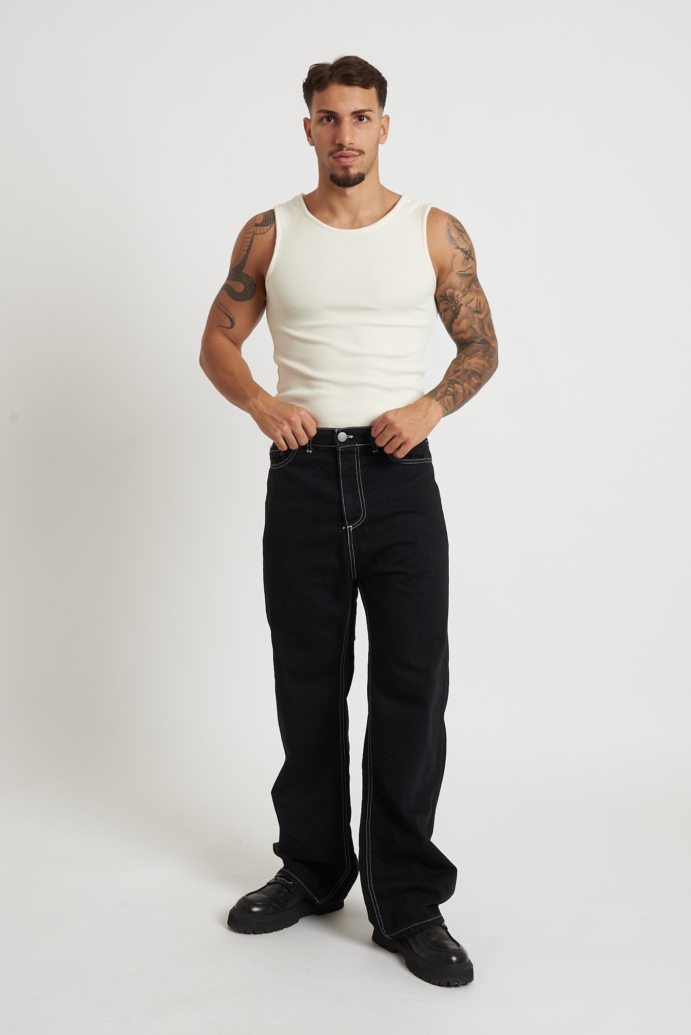 jeans in bull nero