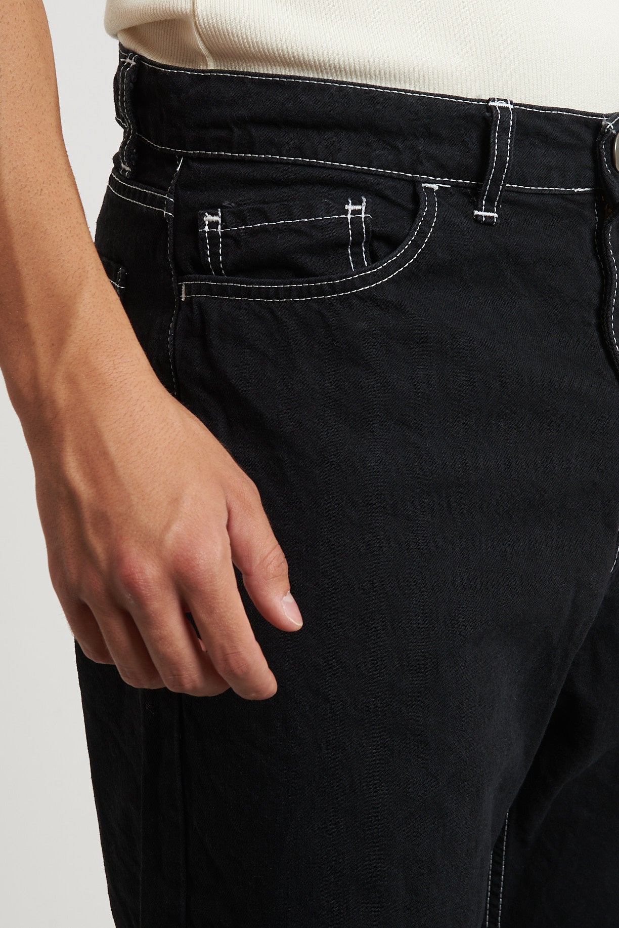 jeans in bull nero