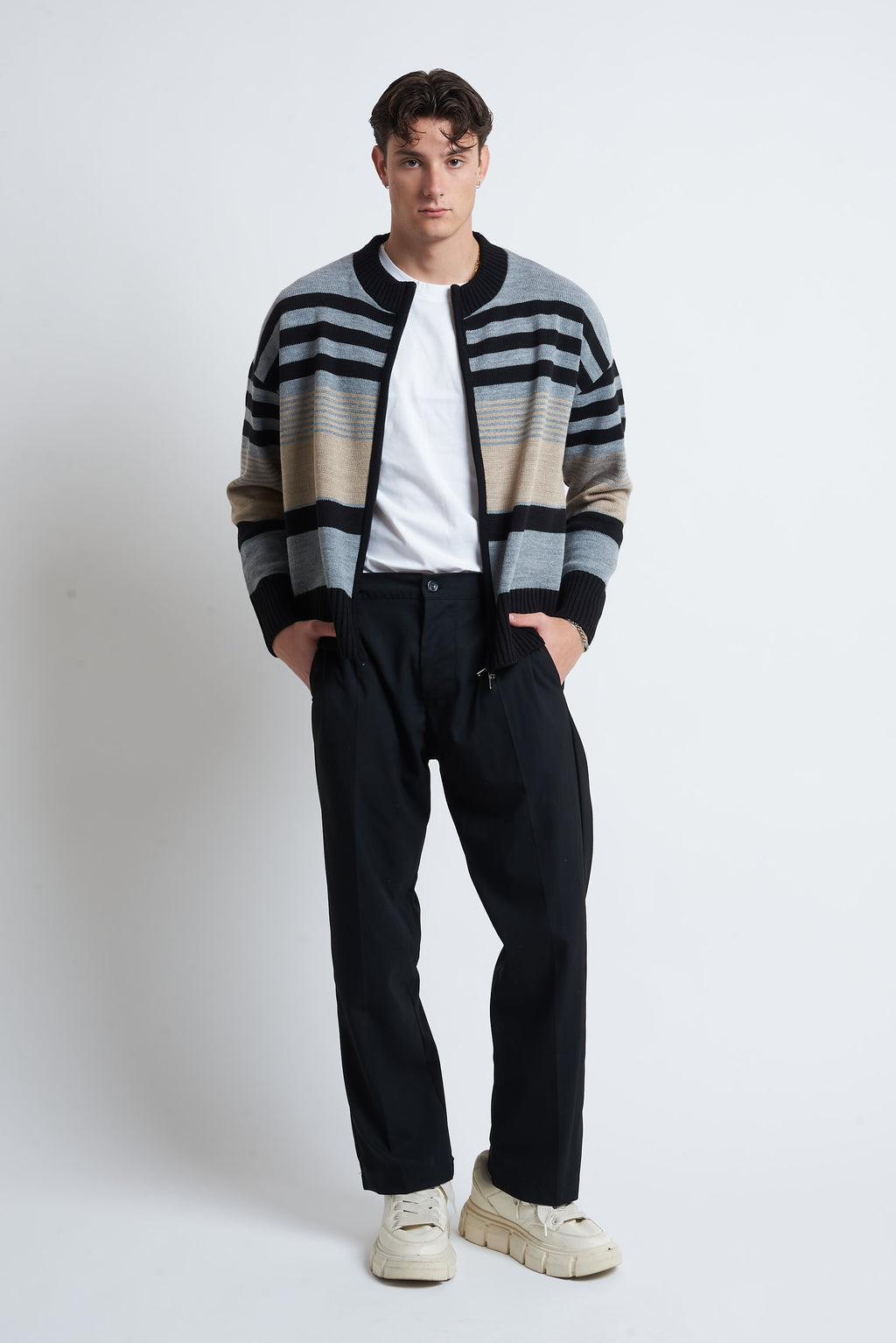 Cardigan in lana a righe