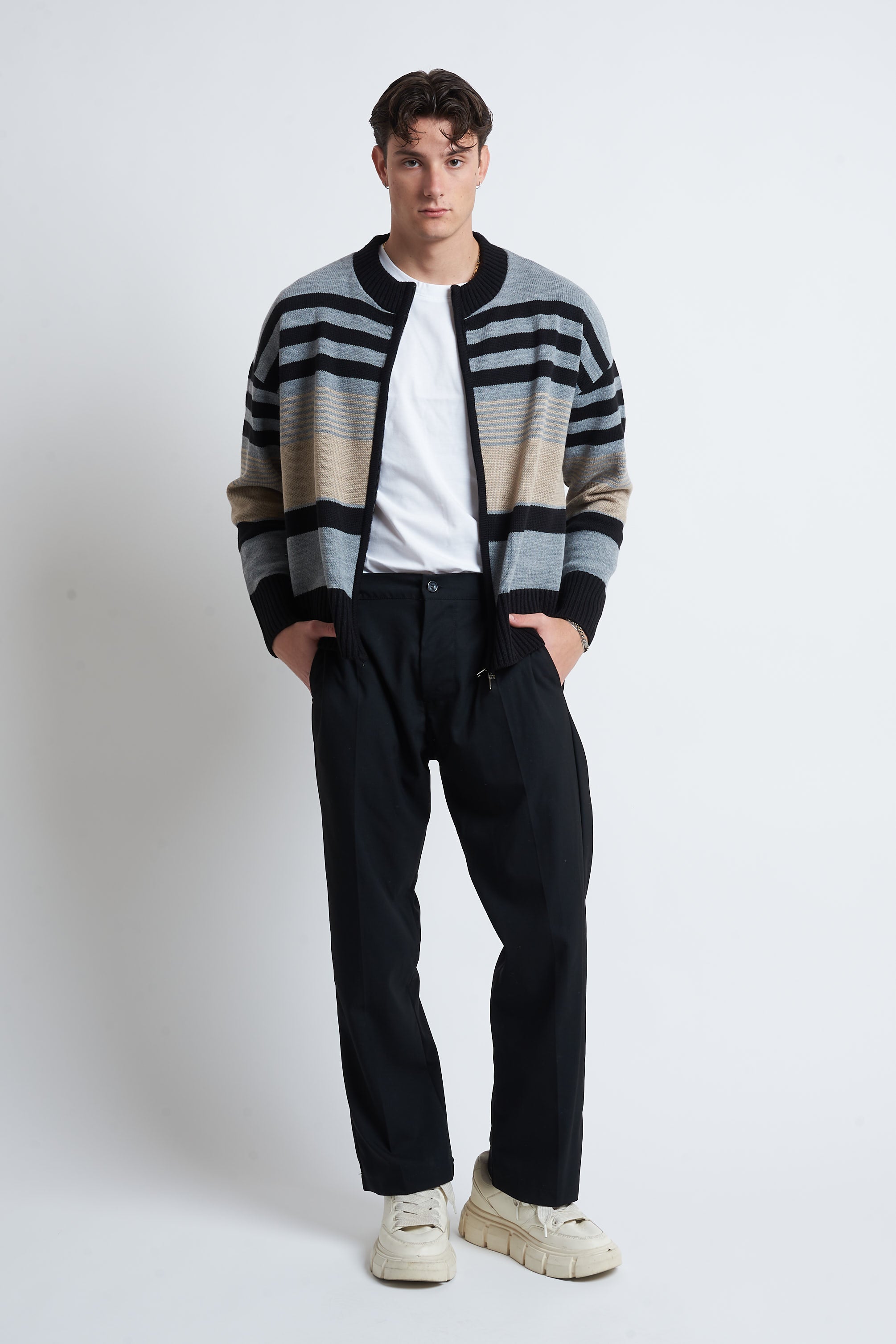 Cardigan in lana a righe