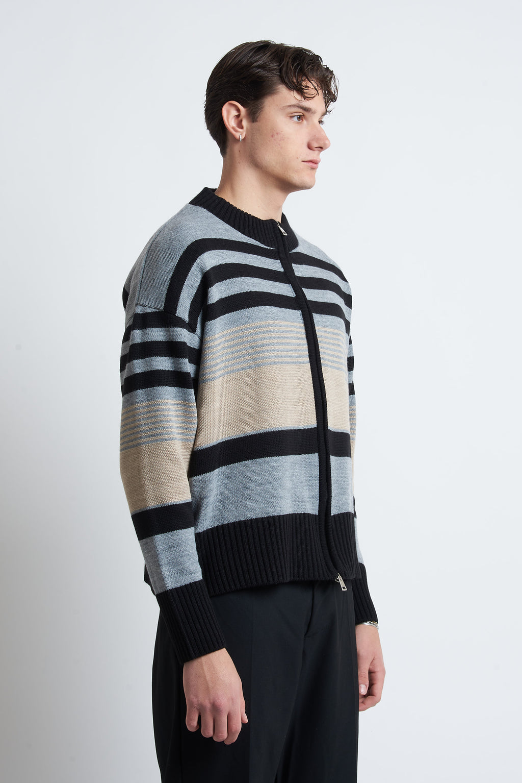 Cardigan in lana a righe