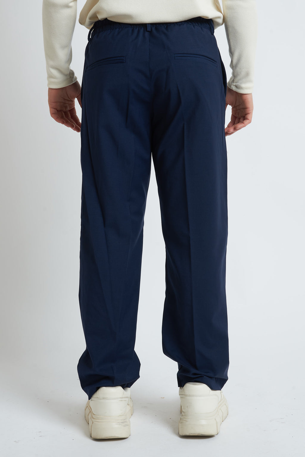 Pantaloni fondo largo con elastico