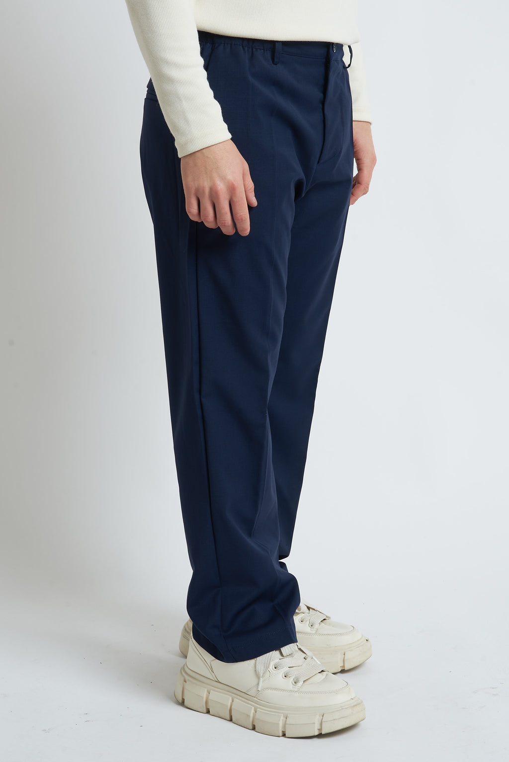 Pantaloni fondo largo con elastico