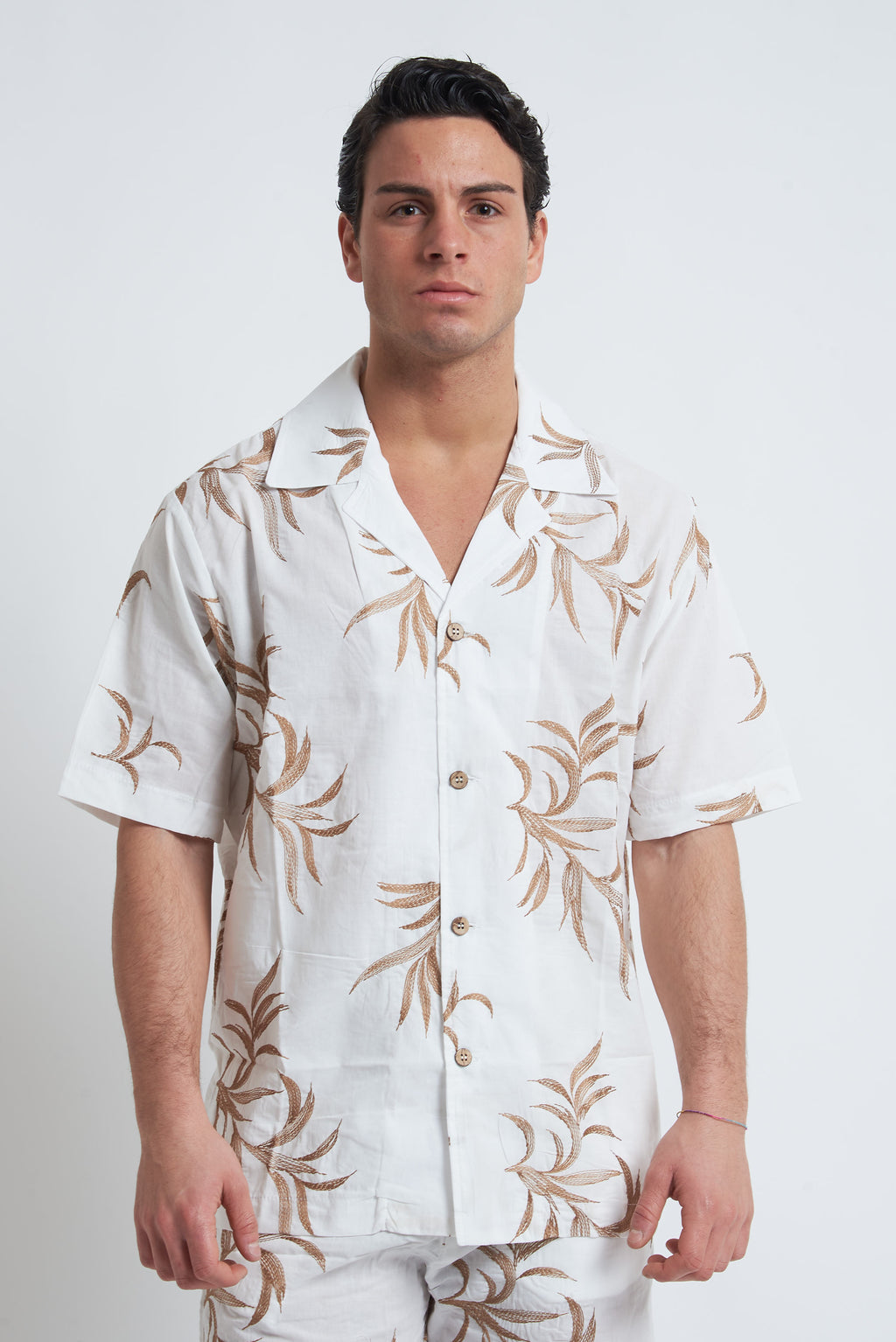 Camicia misto lino ricamato