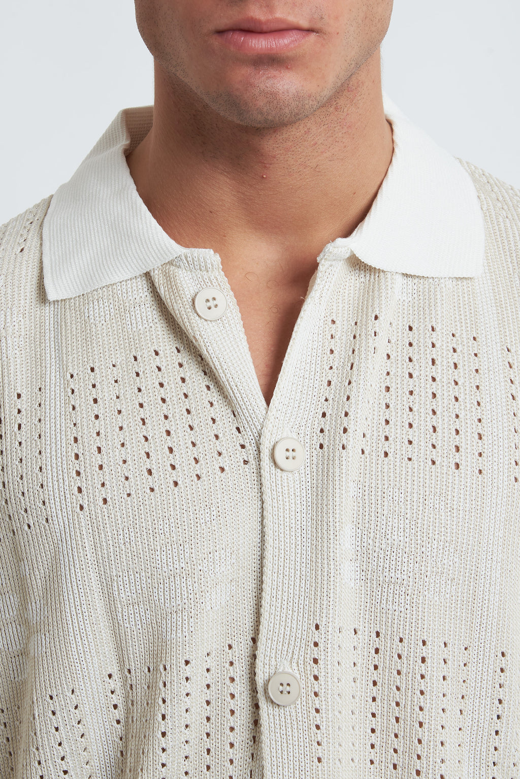 Cardigan traforato fantasia