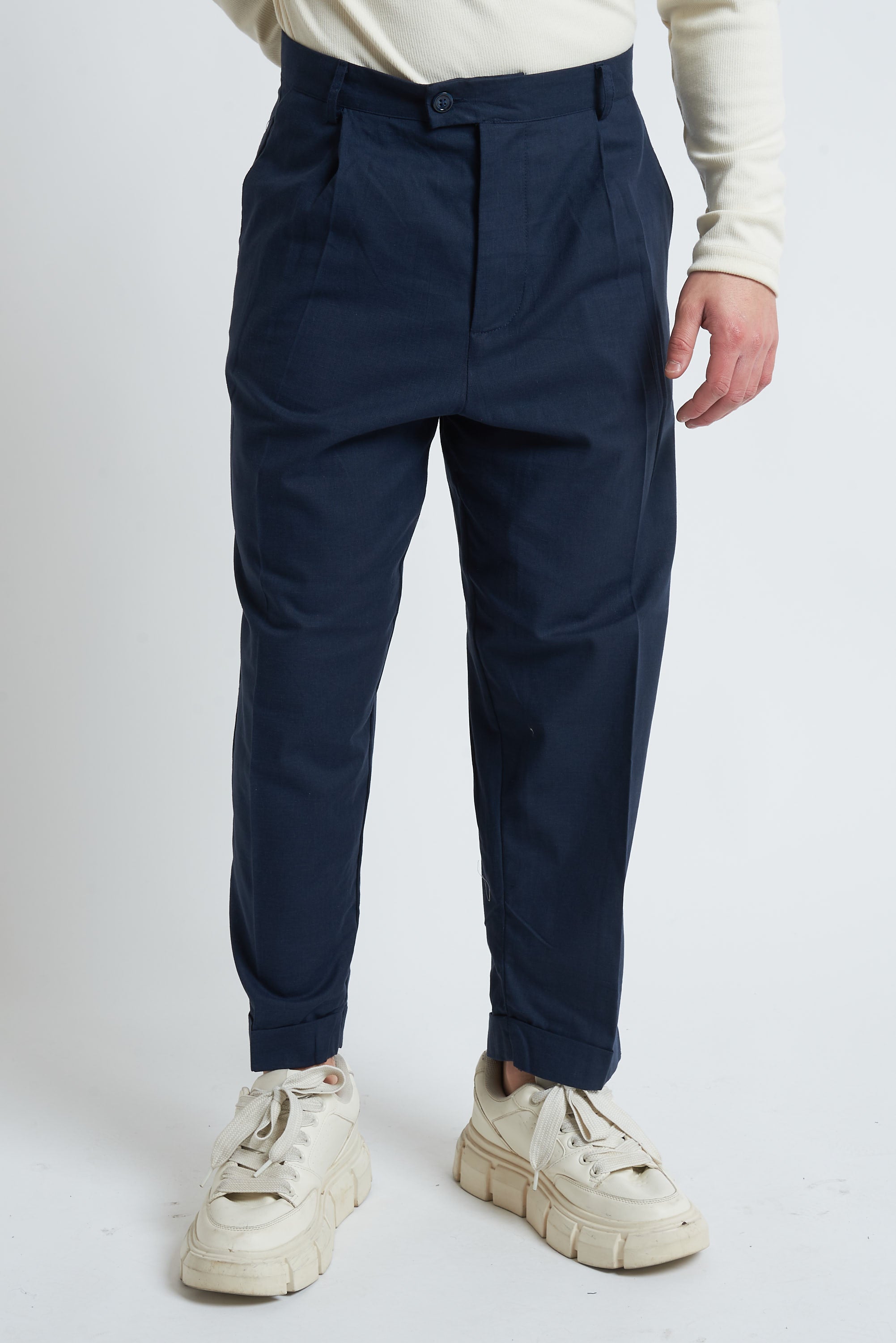 Pantaloni fondo largo in misto lino