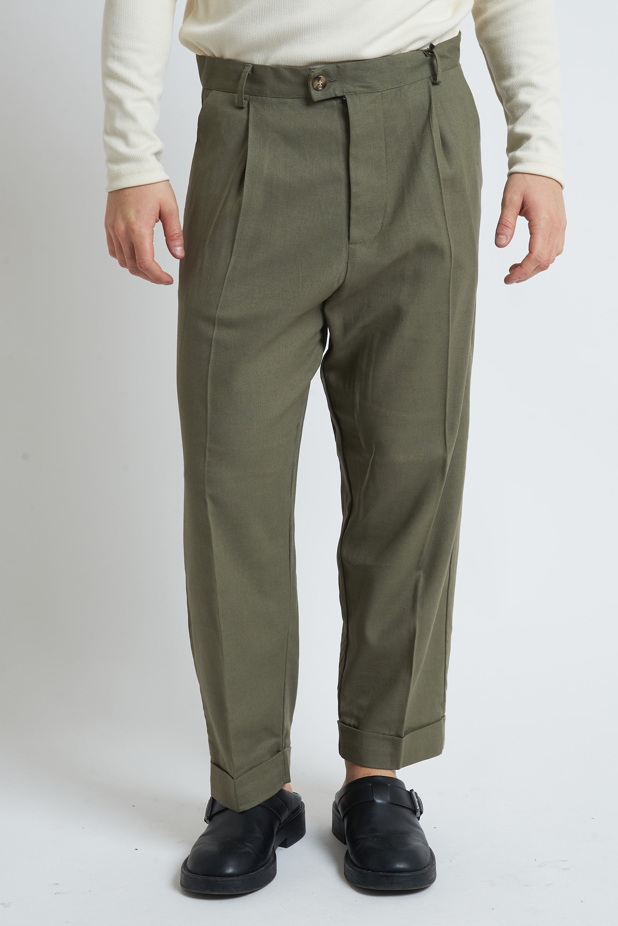 Pantaloni fondo largo in misto lino