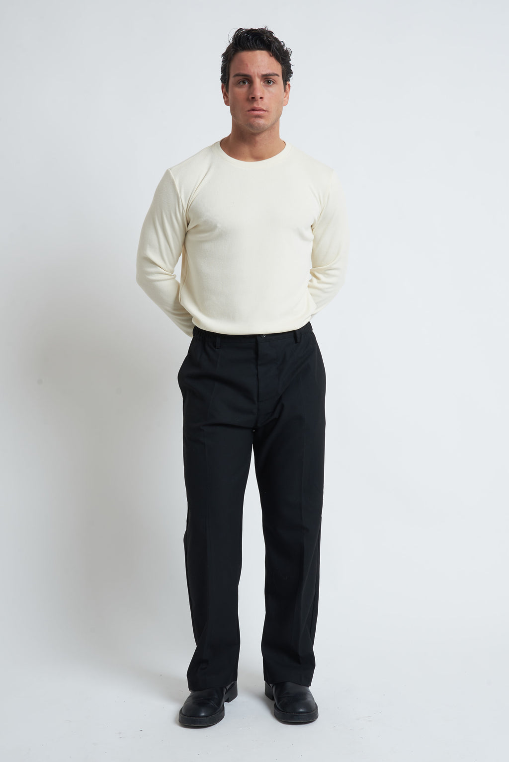 Pantaloni fondo largo con elastico