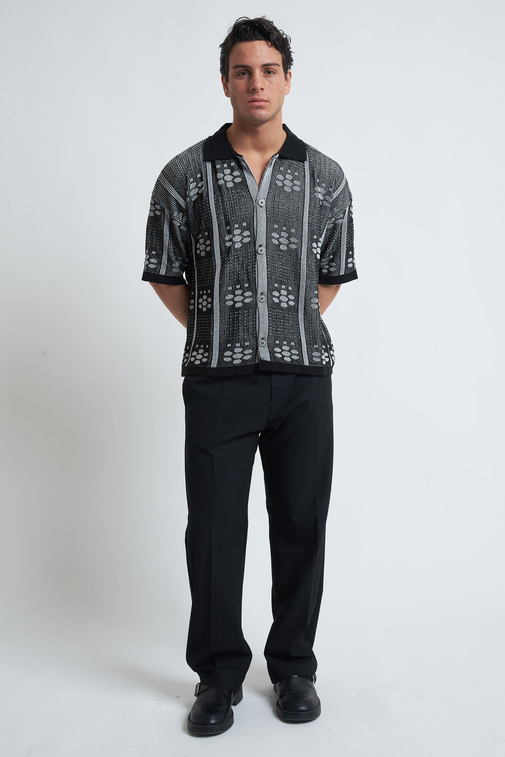 Cardigan traforato fantasia