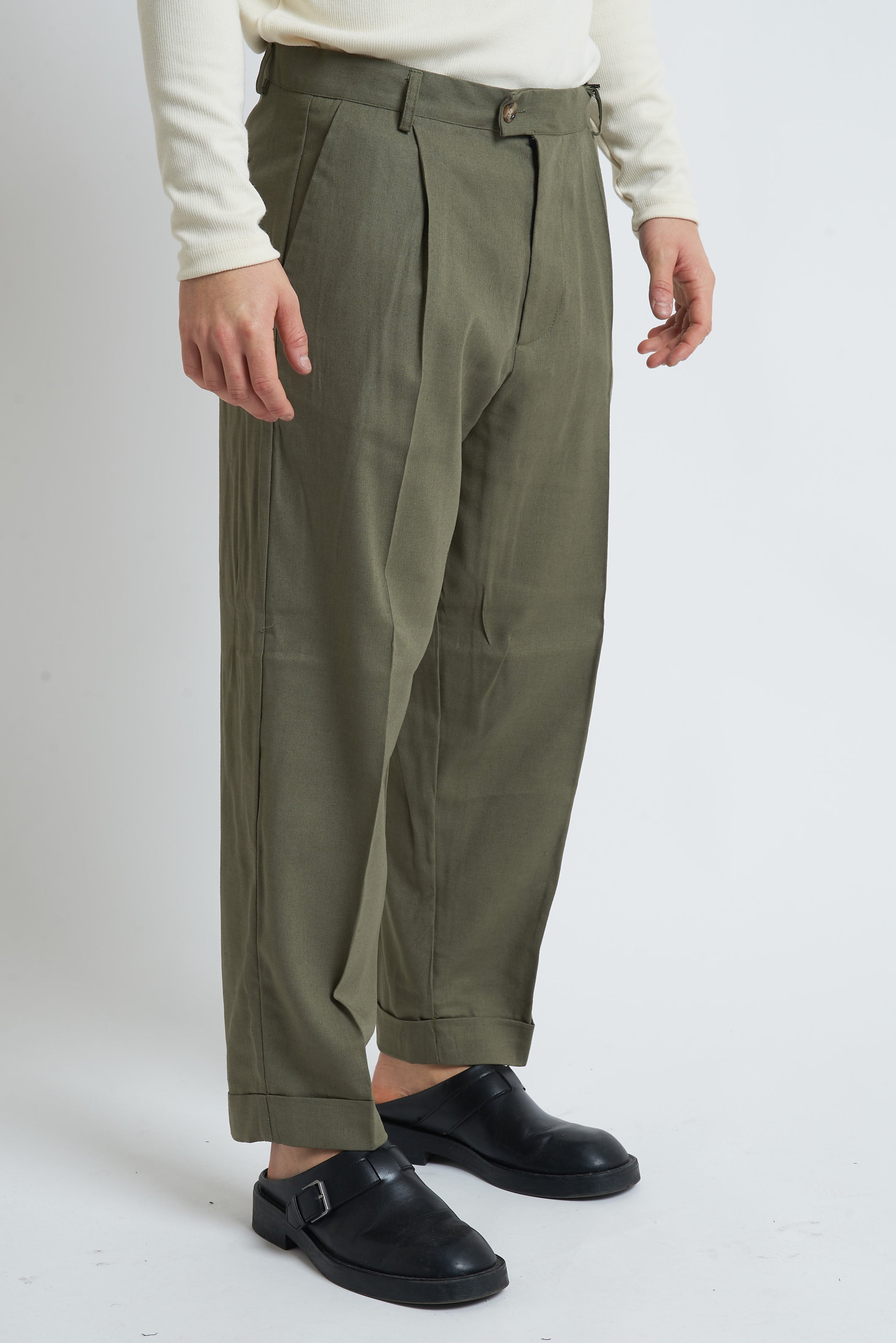 Pantaloni fondo largo in misto lino