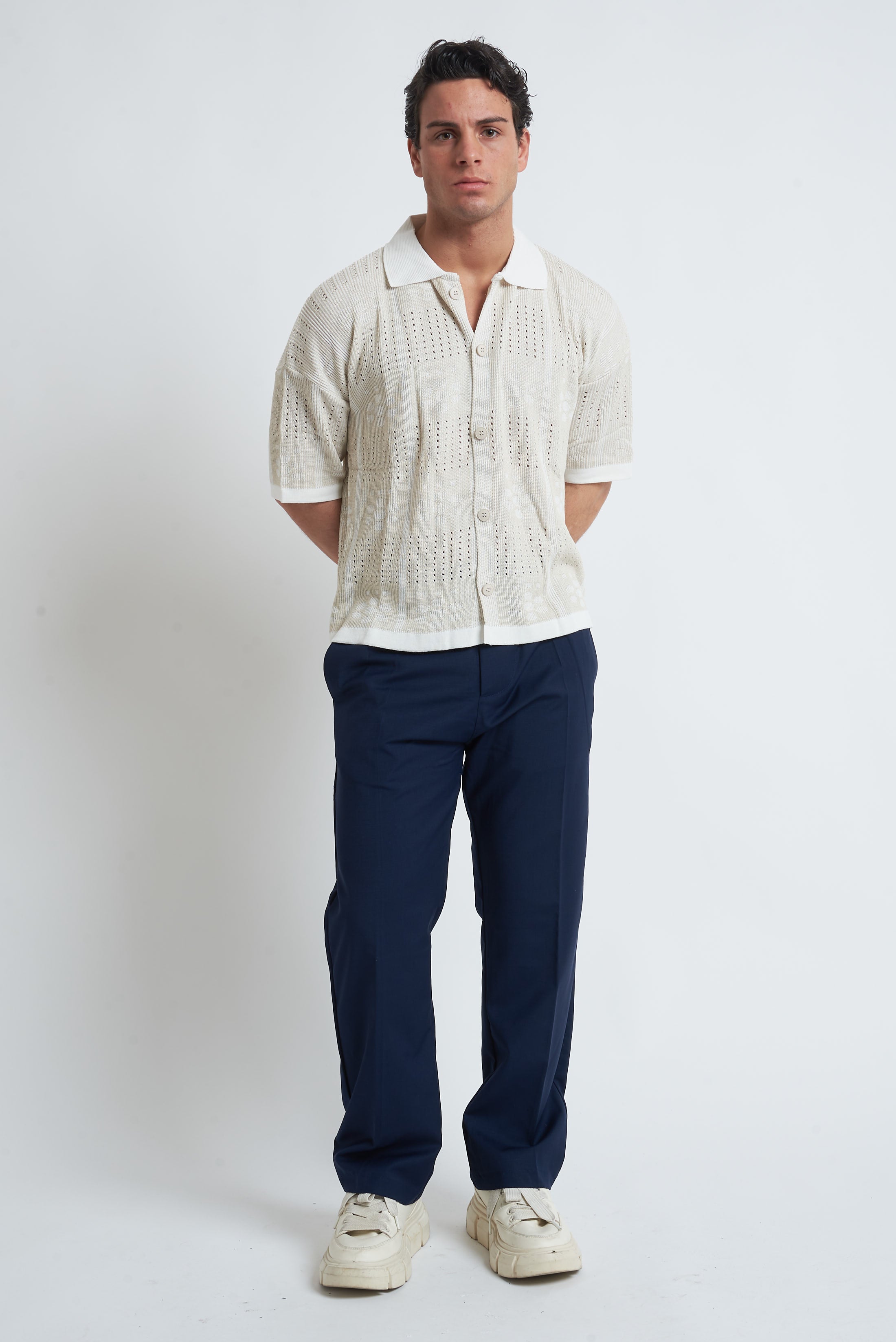 Cardigan traforato fantasia