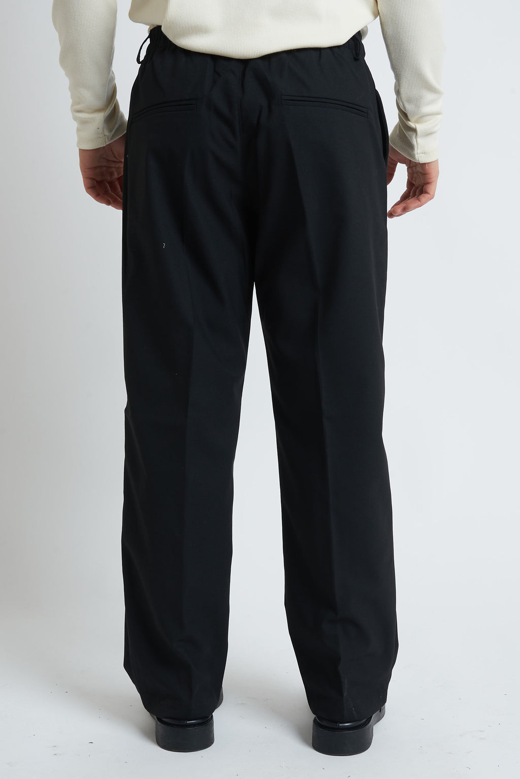 Pantaloni fondo largo con elastico