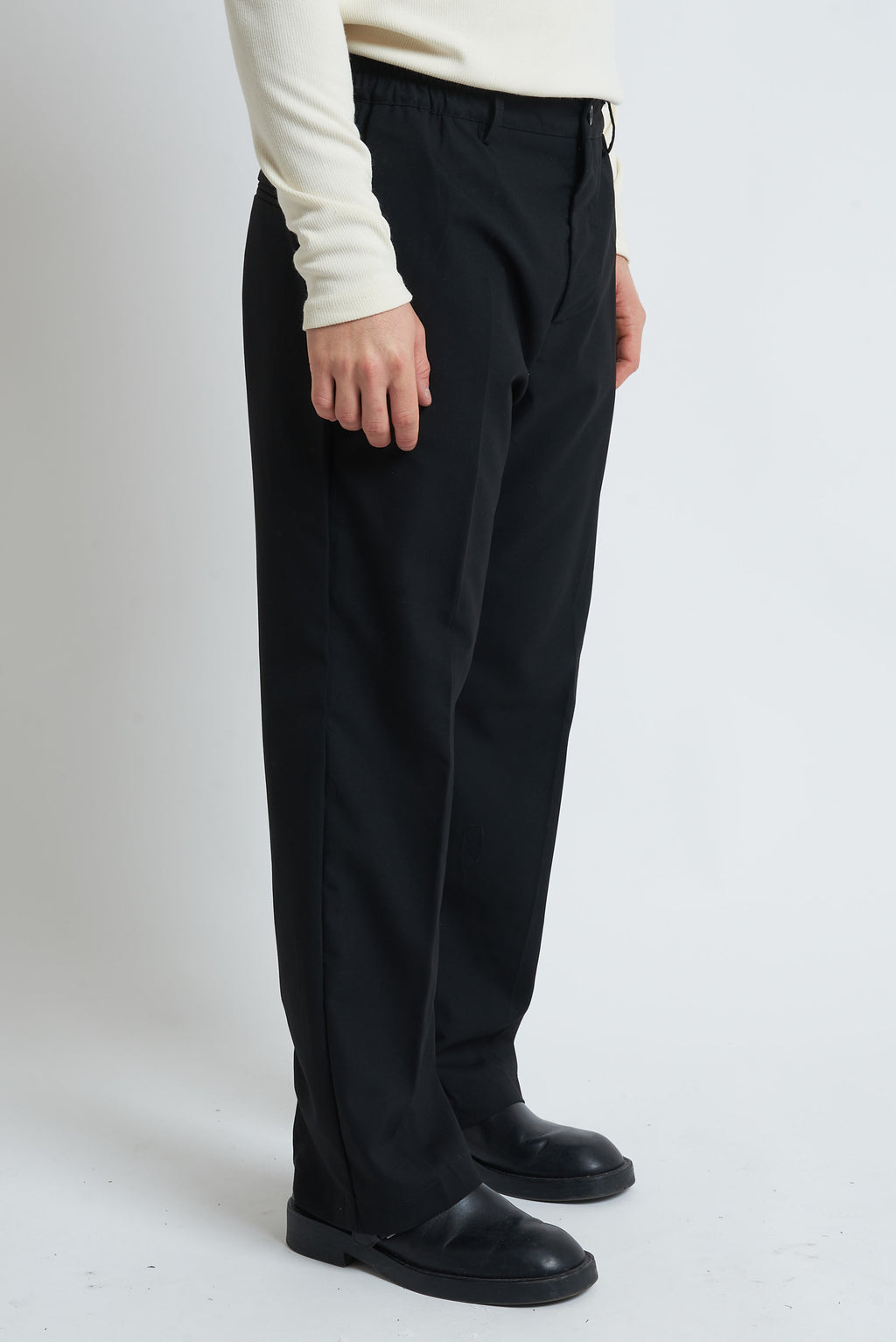 Pantaloni fondo largo con elastico