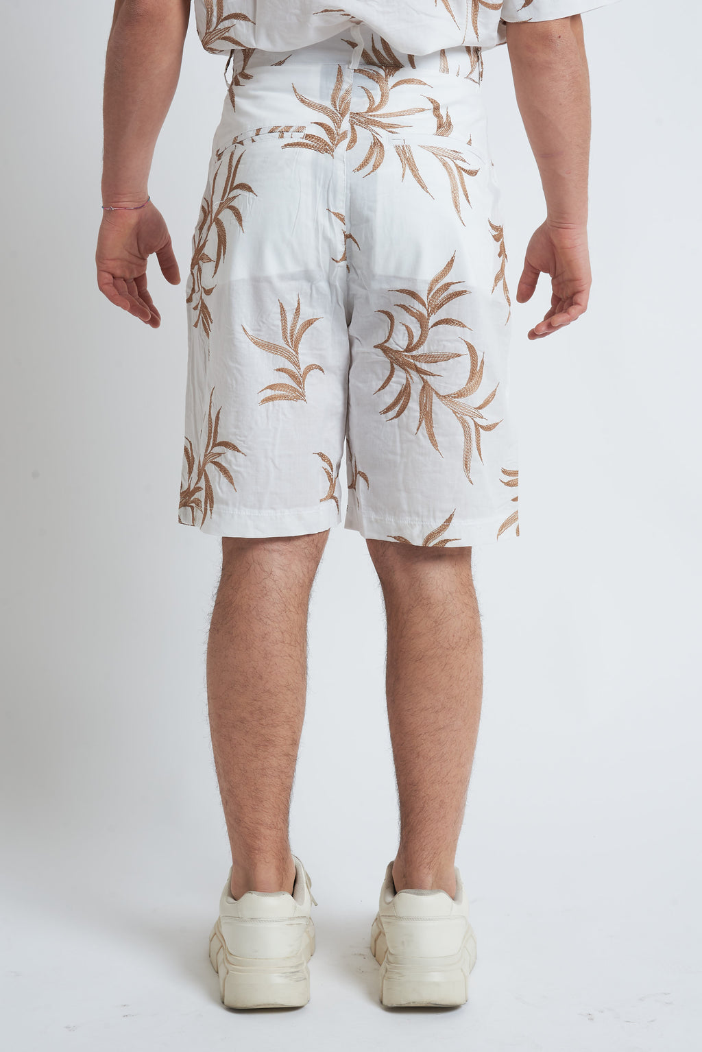 Bermuda misto lino ricamato
