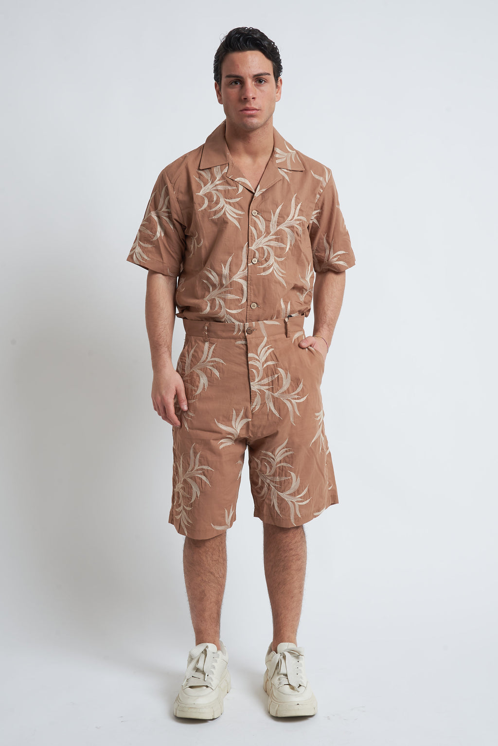 Bermuda misto lino ricamato