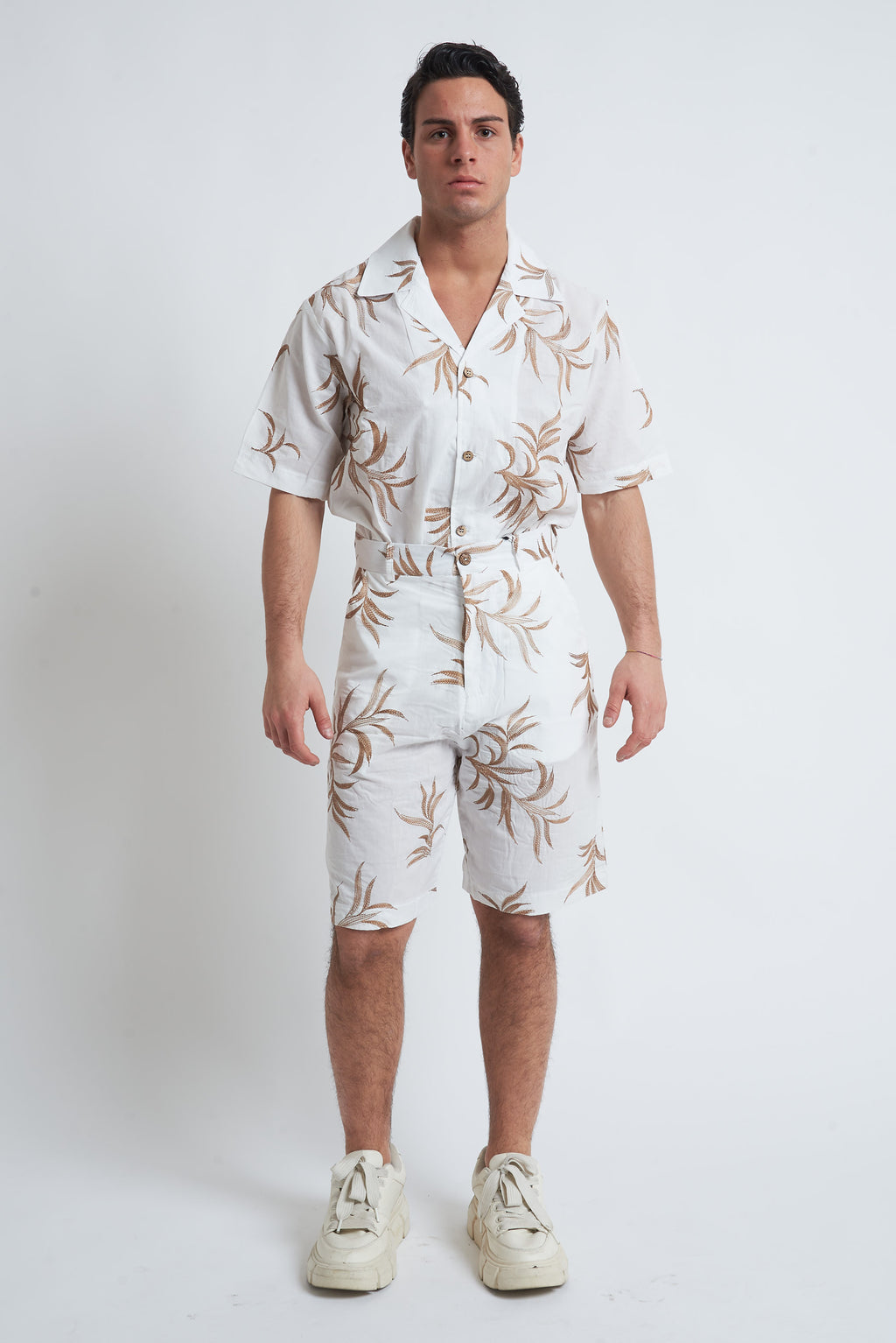 Bermuda misto lino ricamato