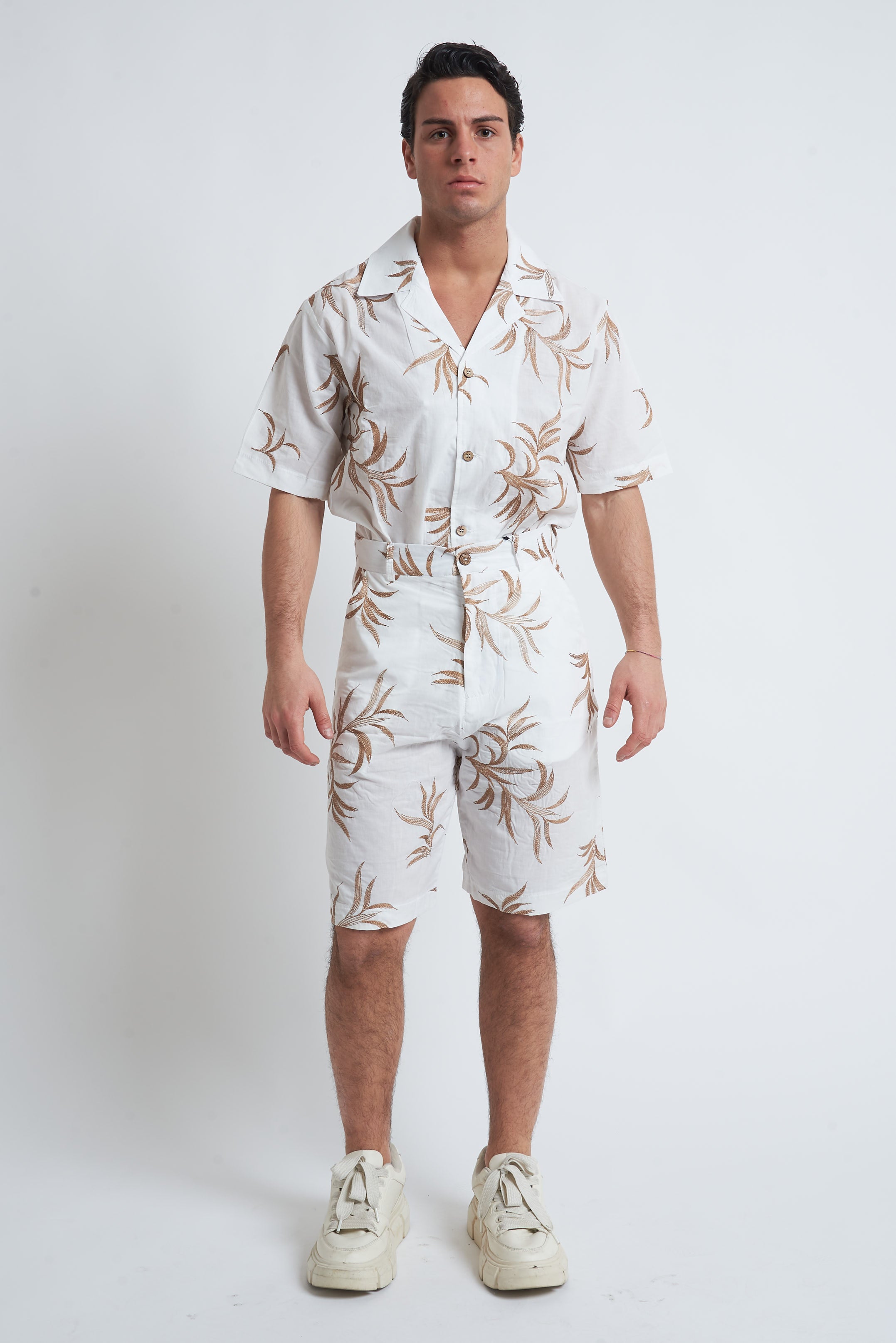 Bermuda misto lino ricamato