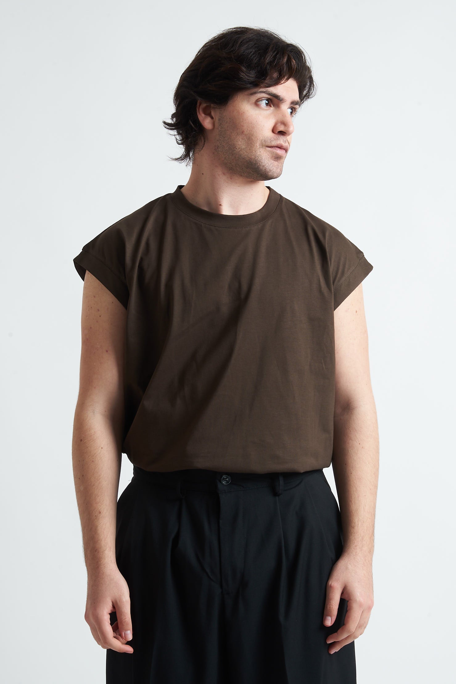 T-shirt Smanicata Oversize in Cotone