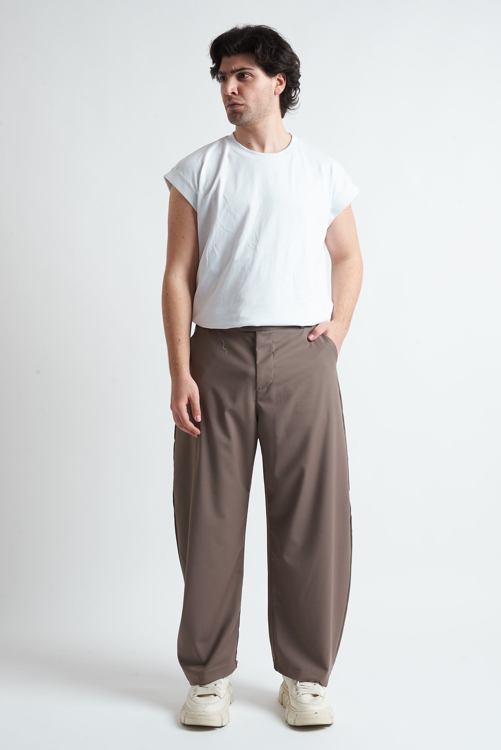 T-shirt Smanicata Oversize in Cotone