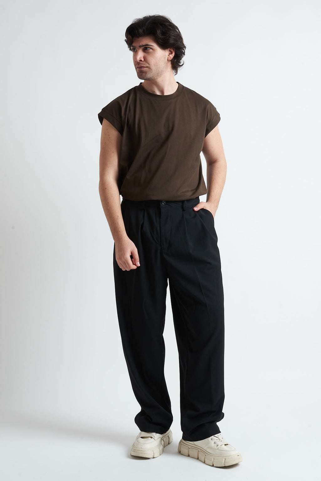 T-shirt Smanicata Oversize in Cotone