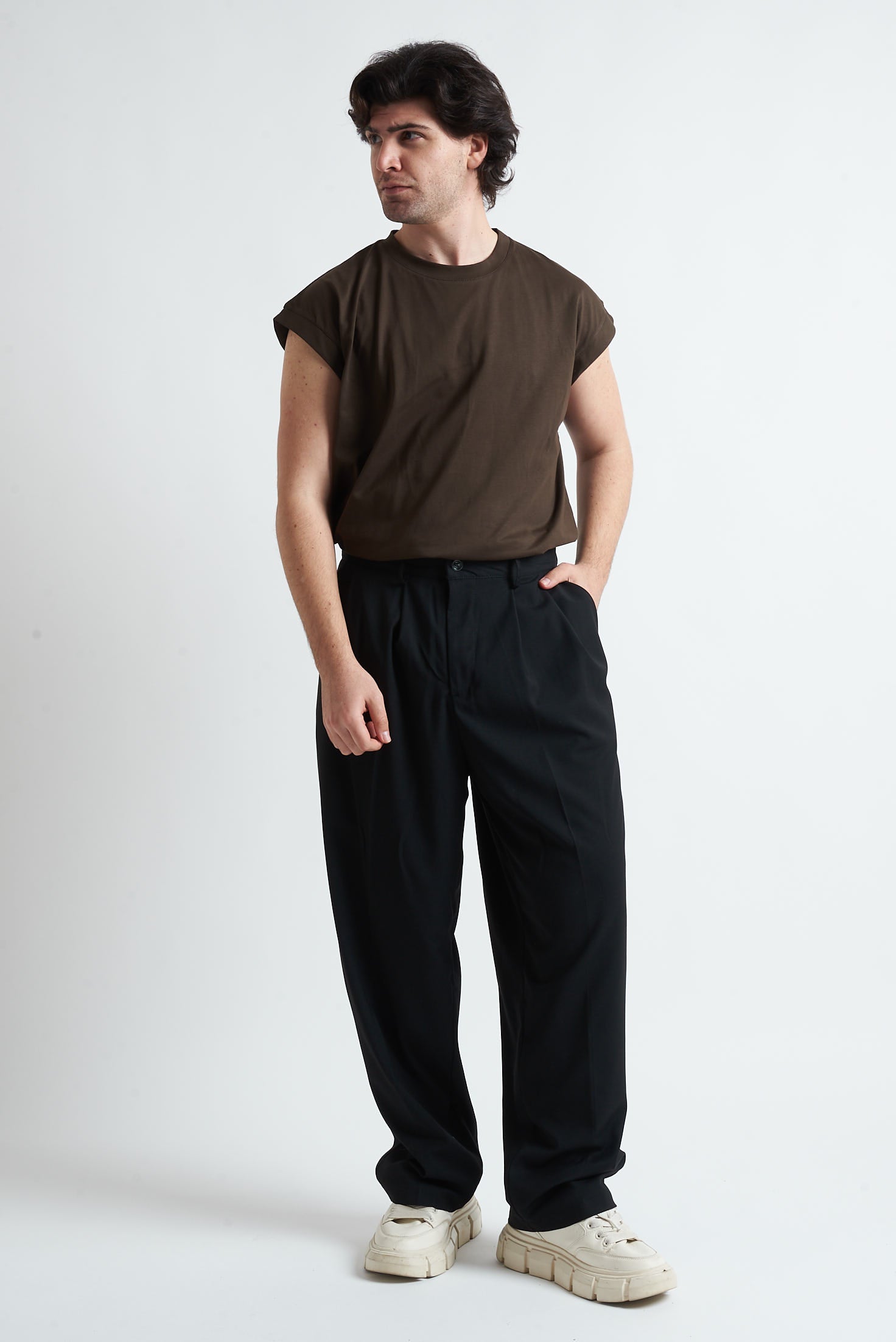 T-shirt Smanicata Oversize in Cotone