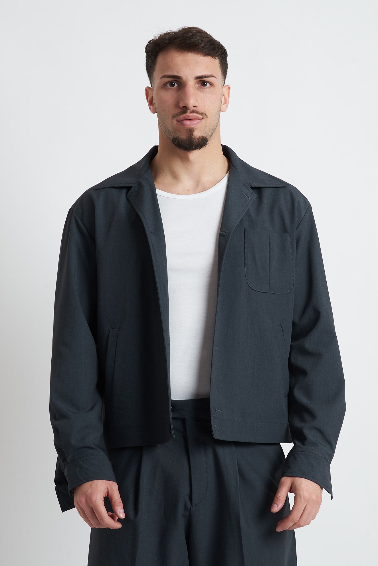 Giacca crop in poliviscosa