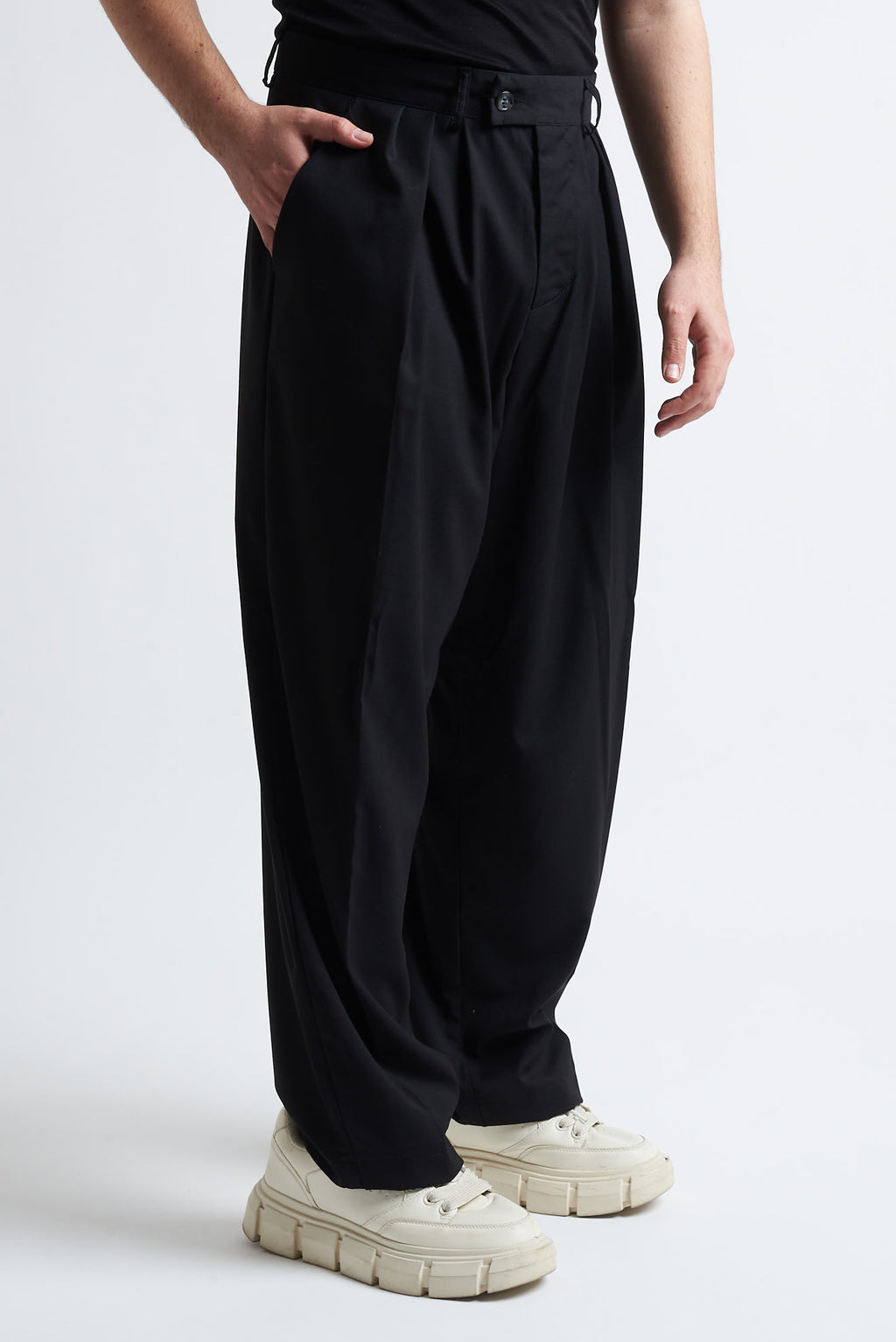 Pantaloni tre pence poliviscosa