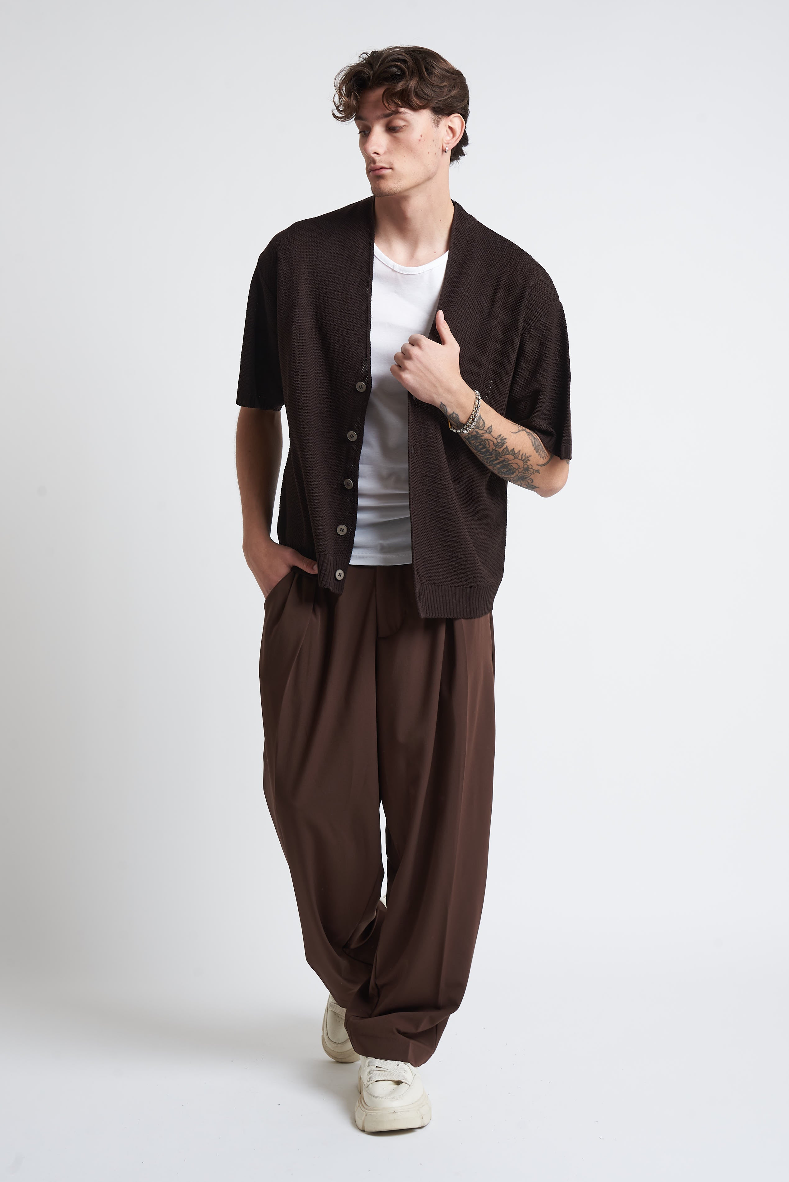 Cardigan in filo mezza manica marrone