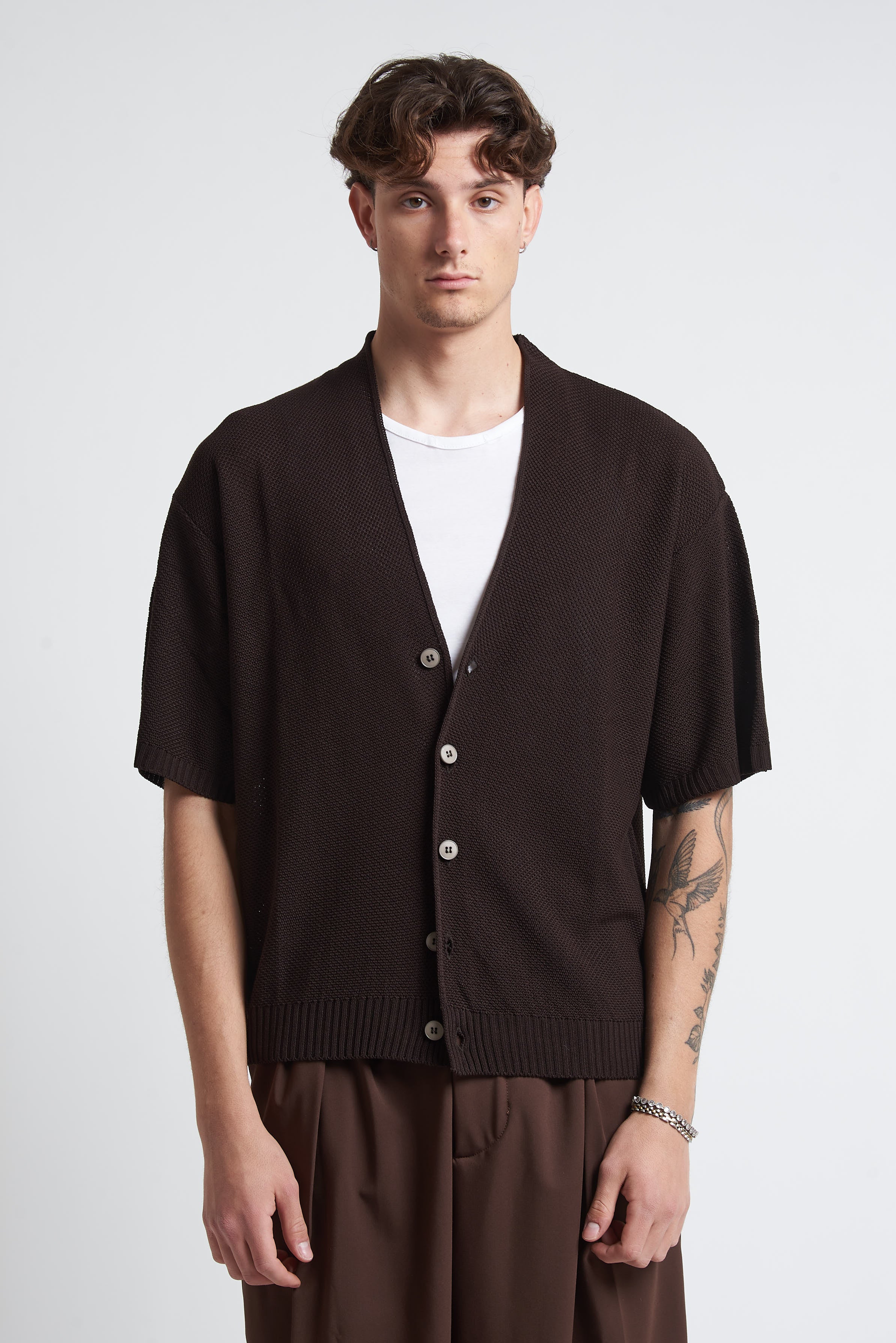 Cardigan in filo mezza manica marrone