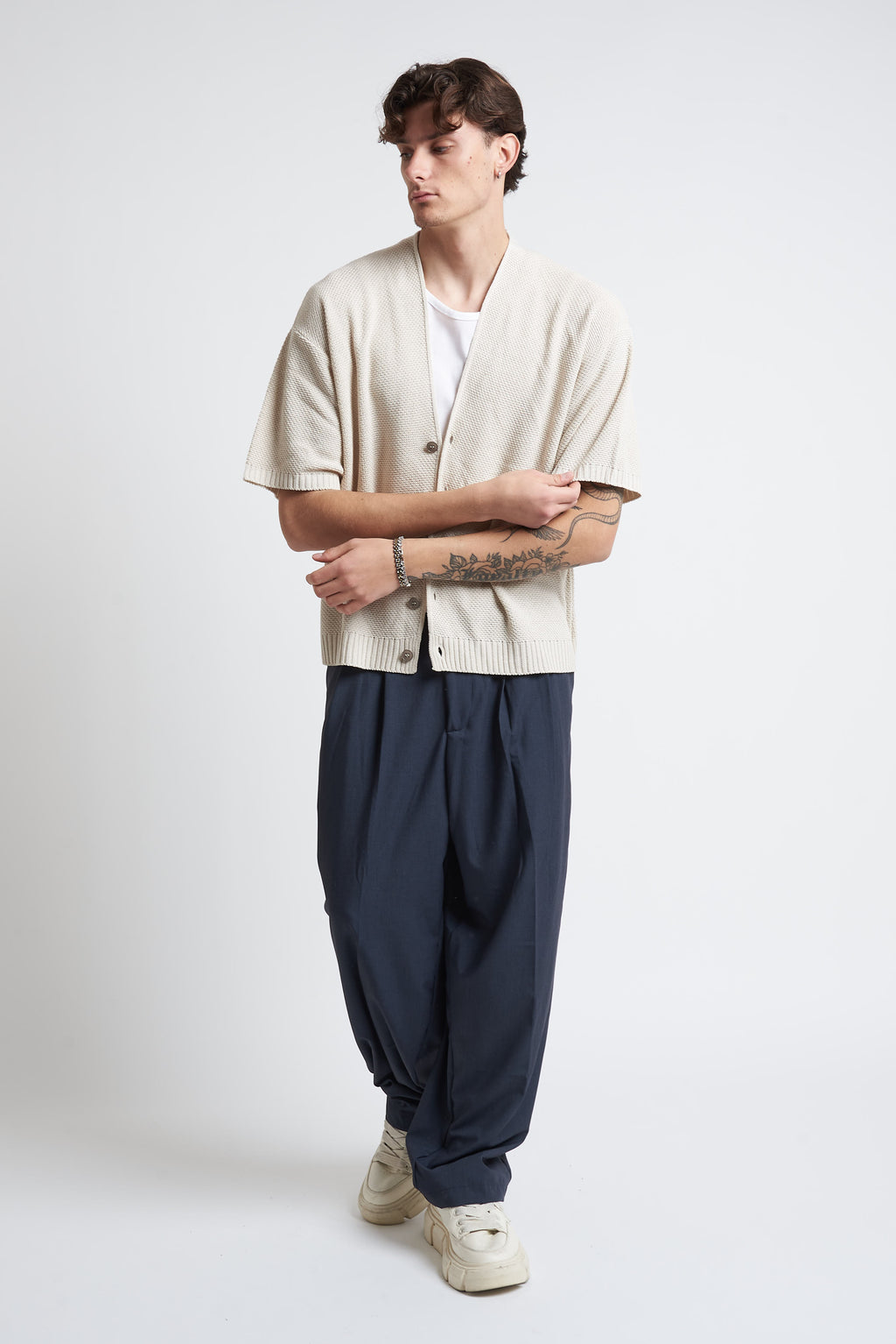 Cardigan in filo mezza manica beige