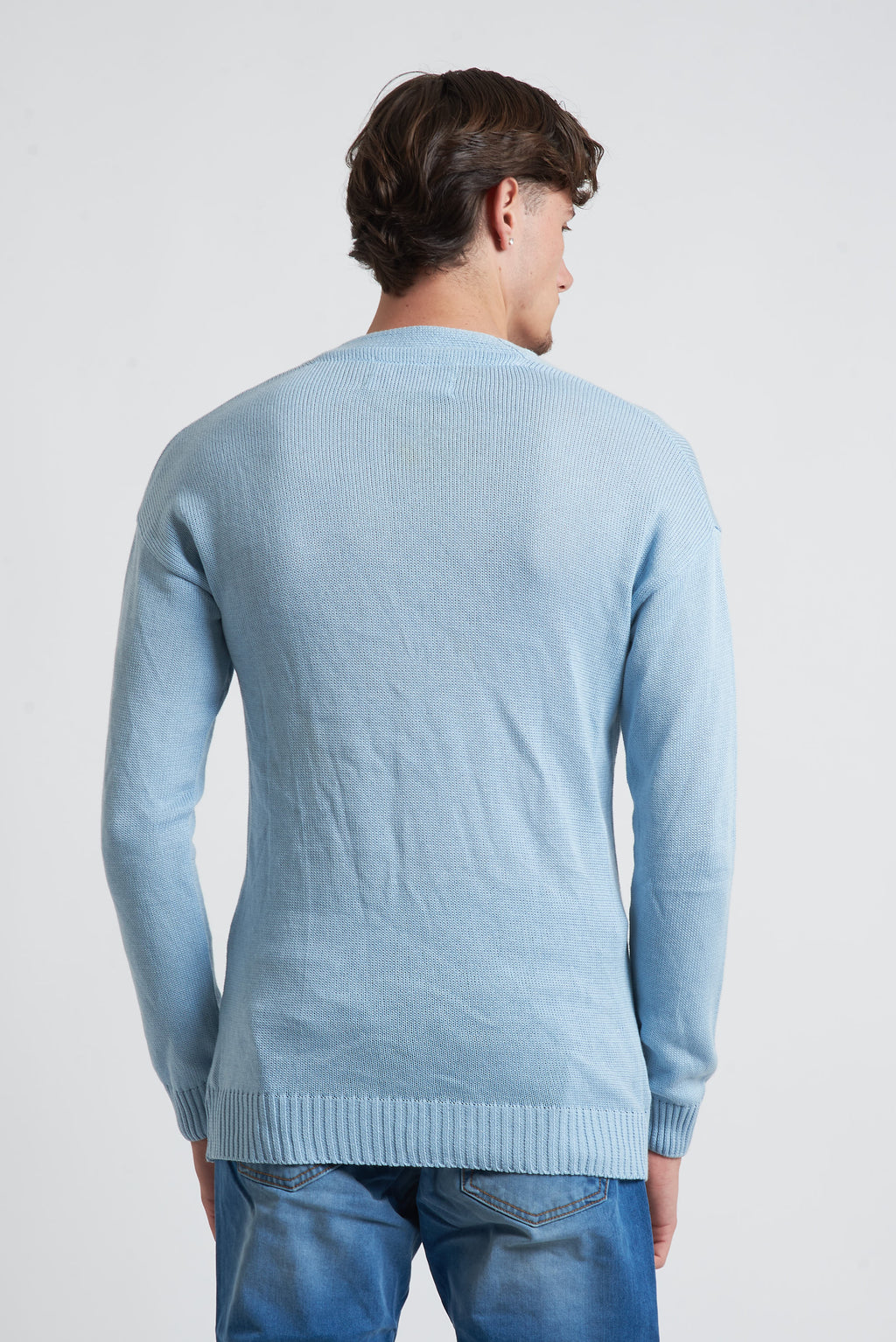 Cardigan in filo con spalla scesa