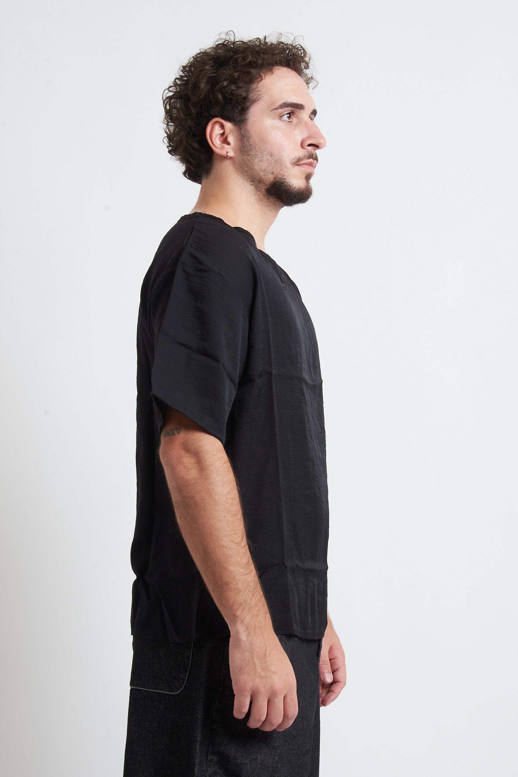 T-shirt tessuto stropicciato