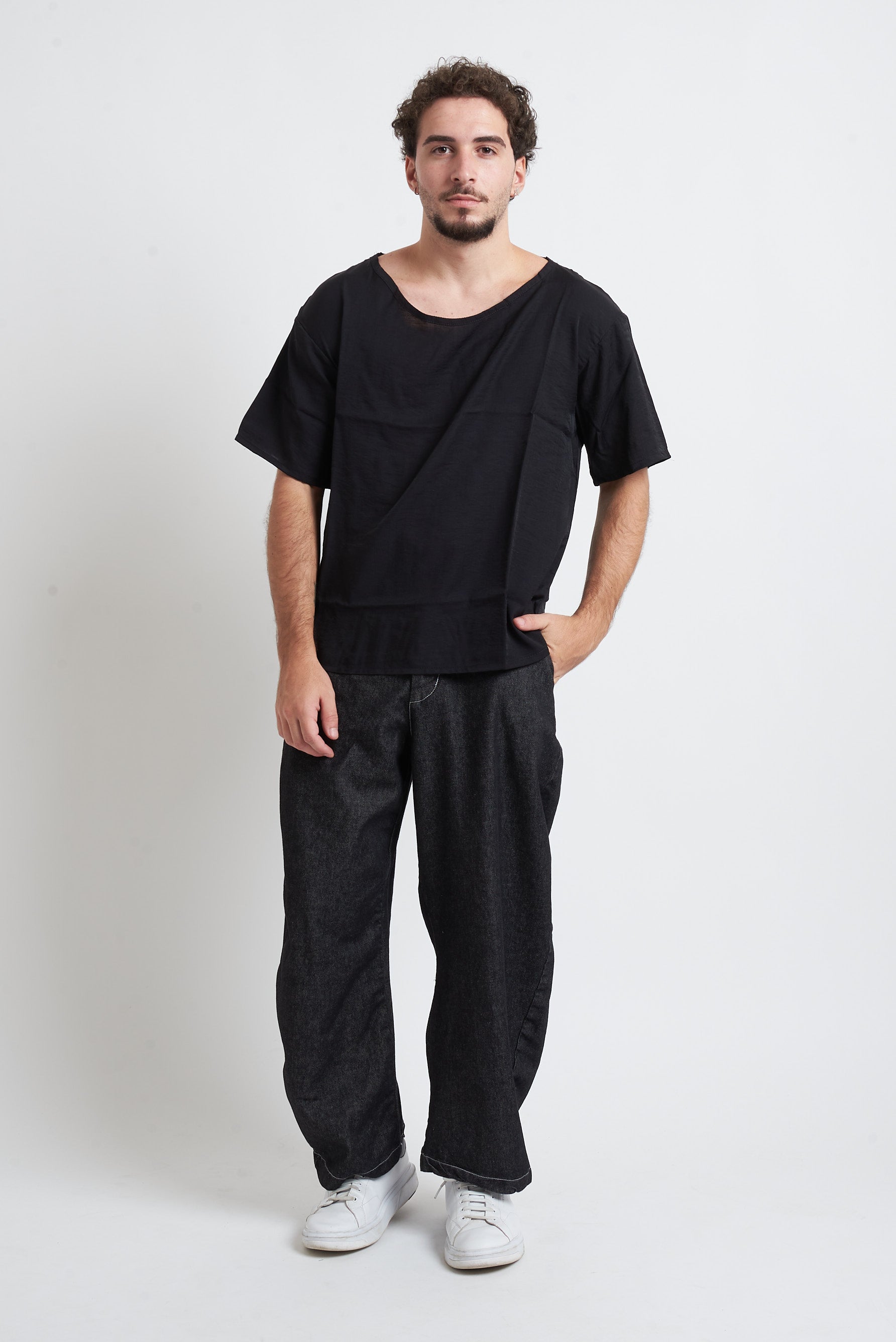 T-shirt tessuto stropicciato