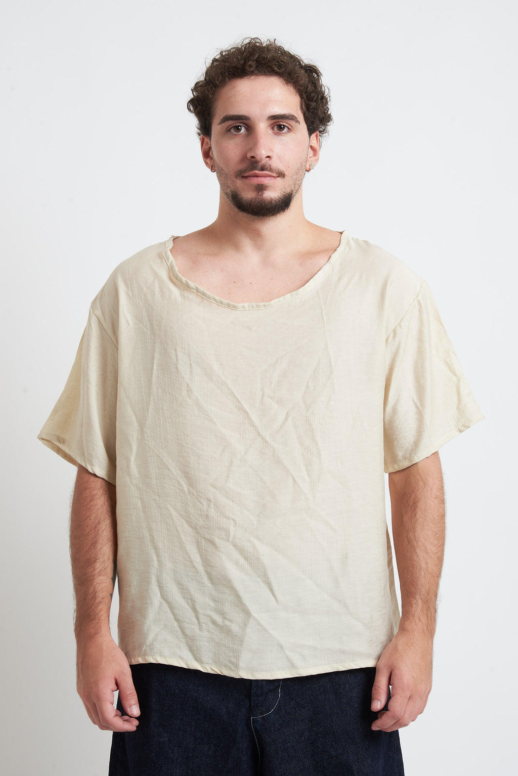 T-shirt tessuto stropicciato
