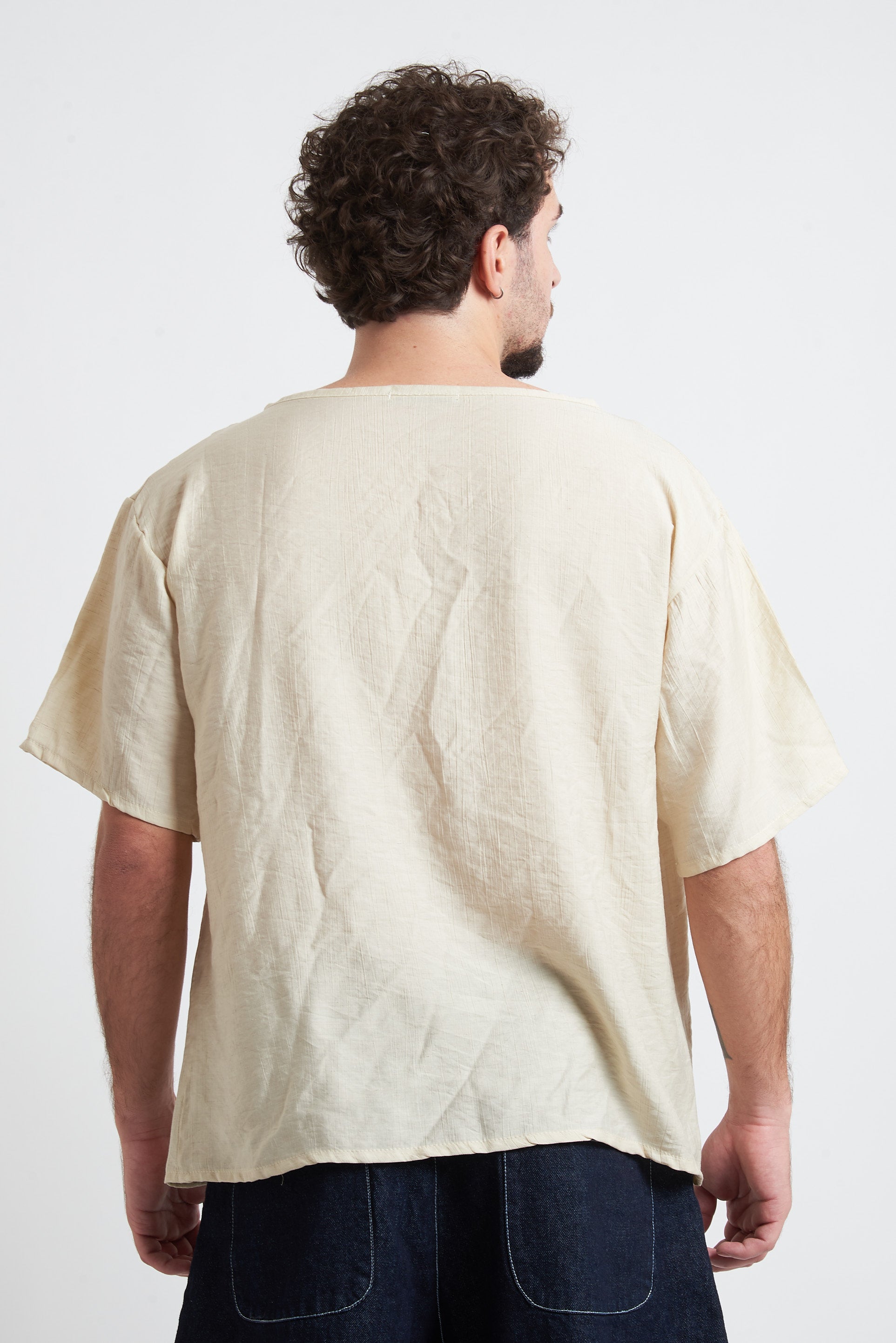 T-shirt tessuto stropicciato