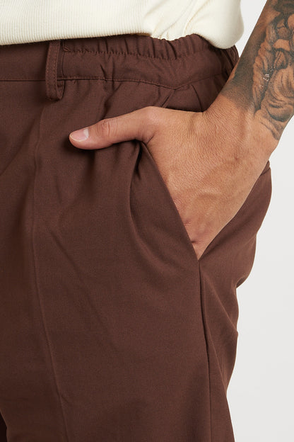 Pantalone a fondo largo