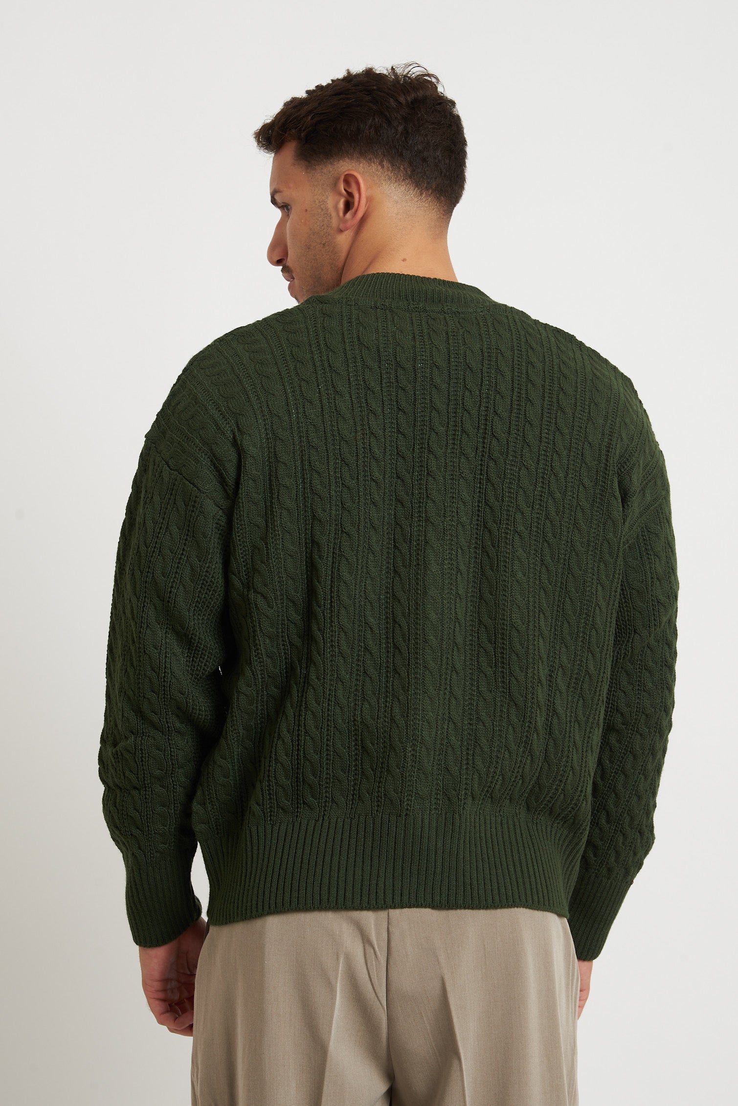 Cardigan in lana con zip e trecce