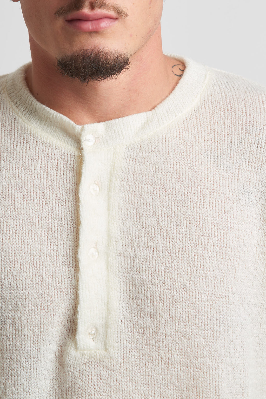 Maglia a serafino rasata in mohair panna