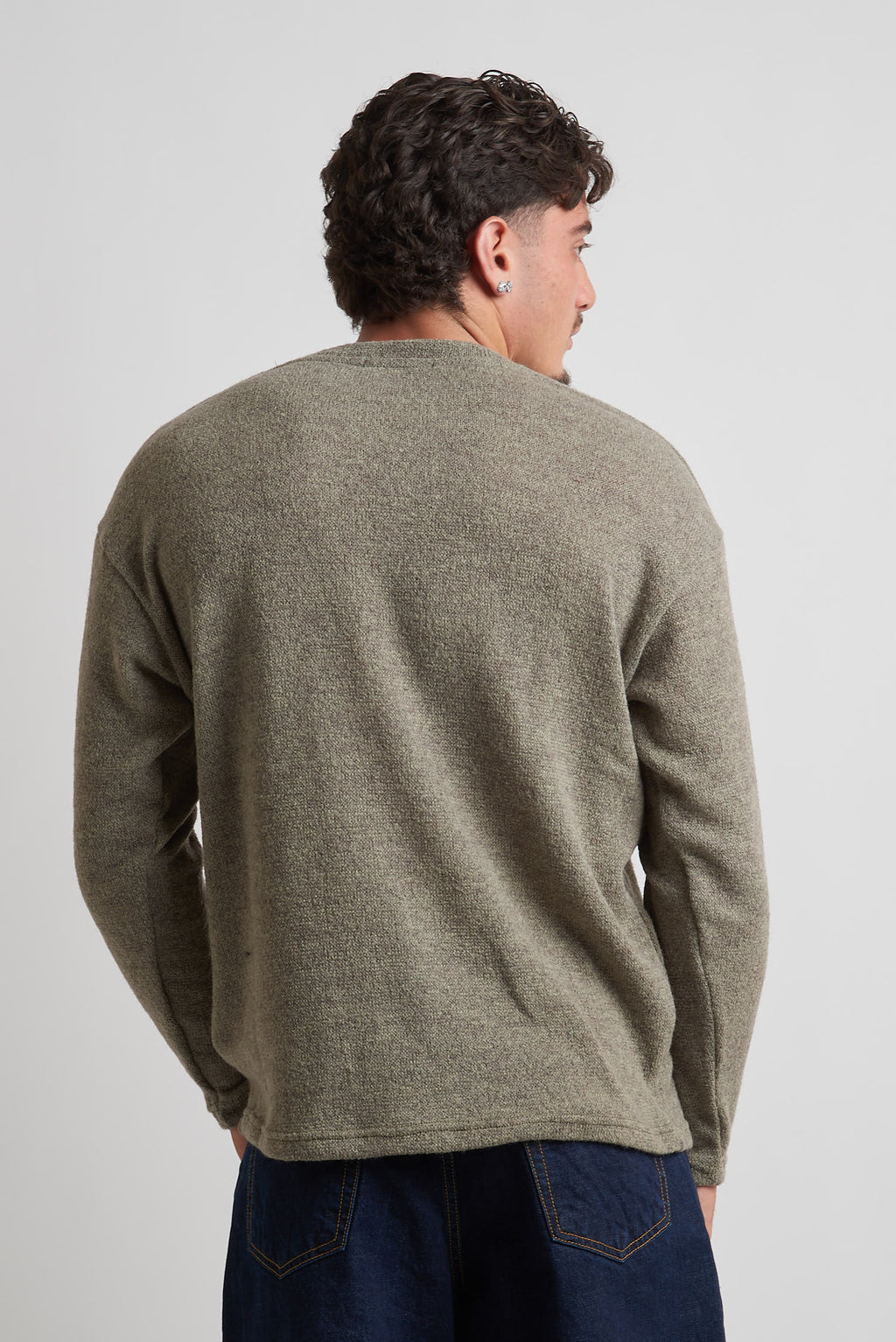 Maglia a serafino rasata in mohair fango