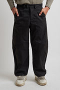 Pantalone balloon in tessuto tecnico con tagli nero