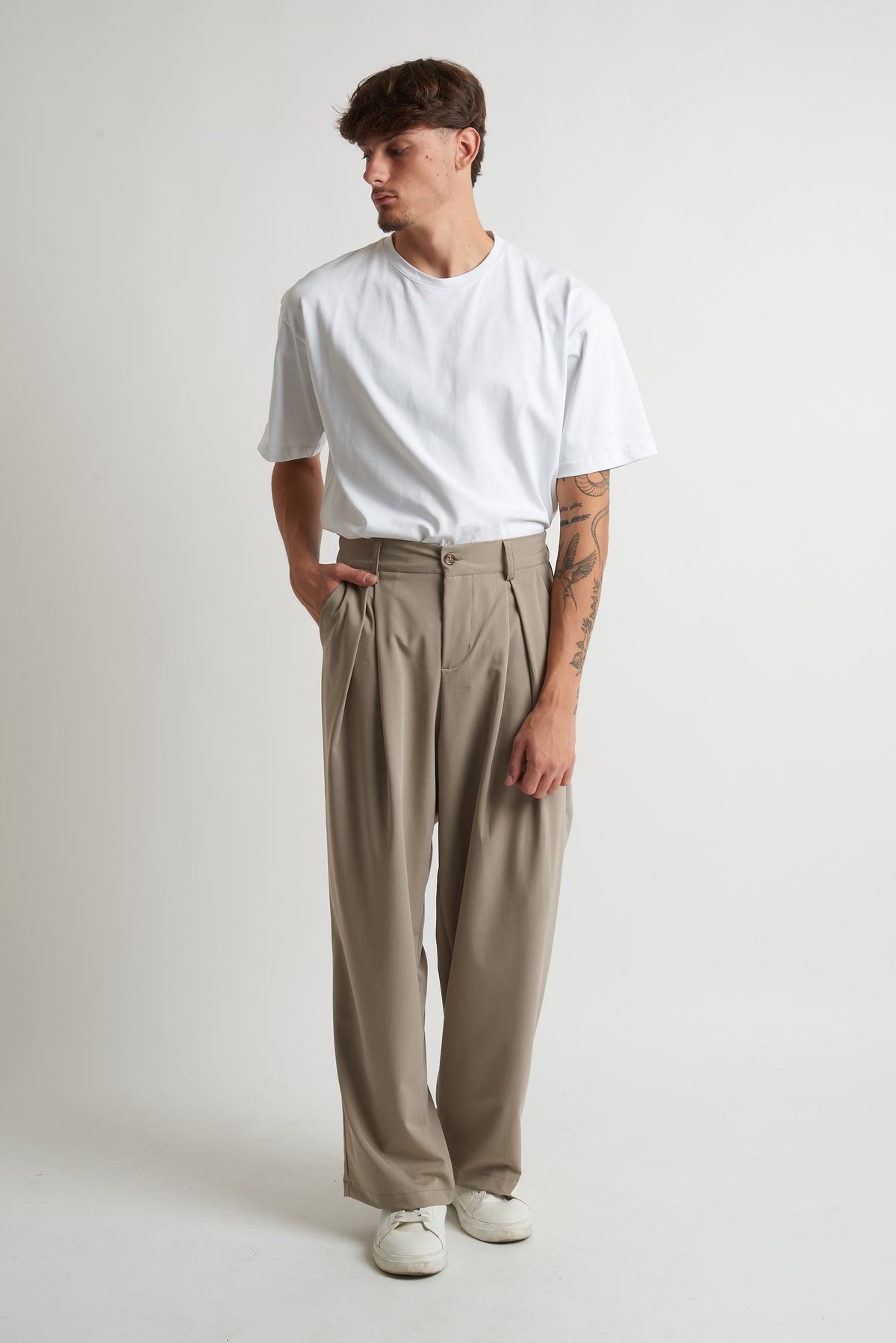 Pantalone pence baciata in poliviscosa beige