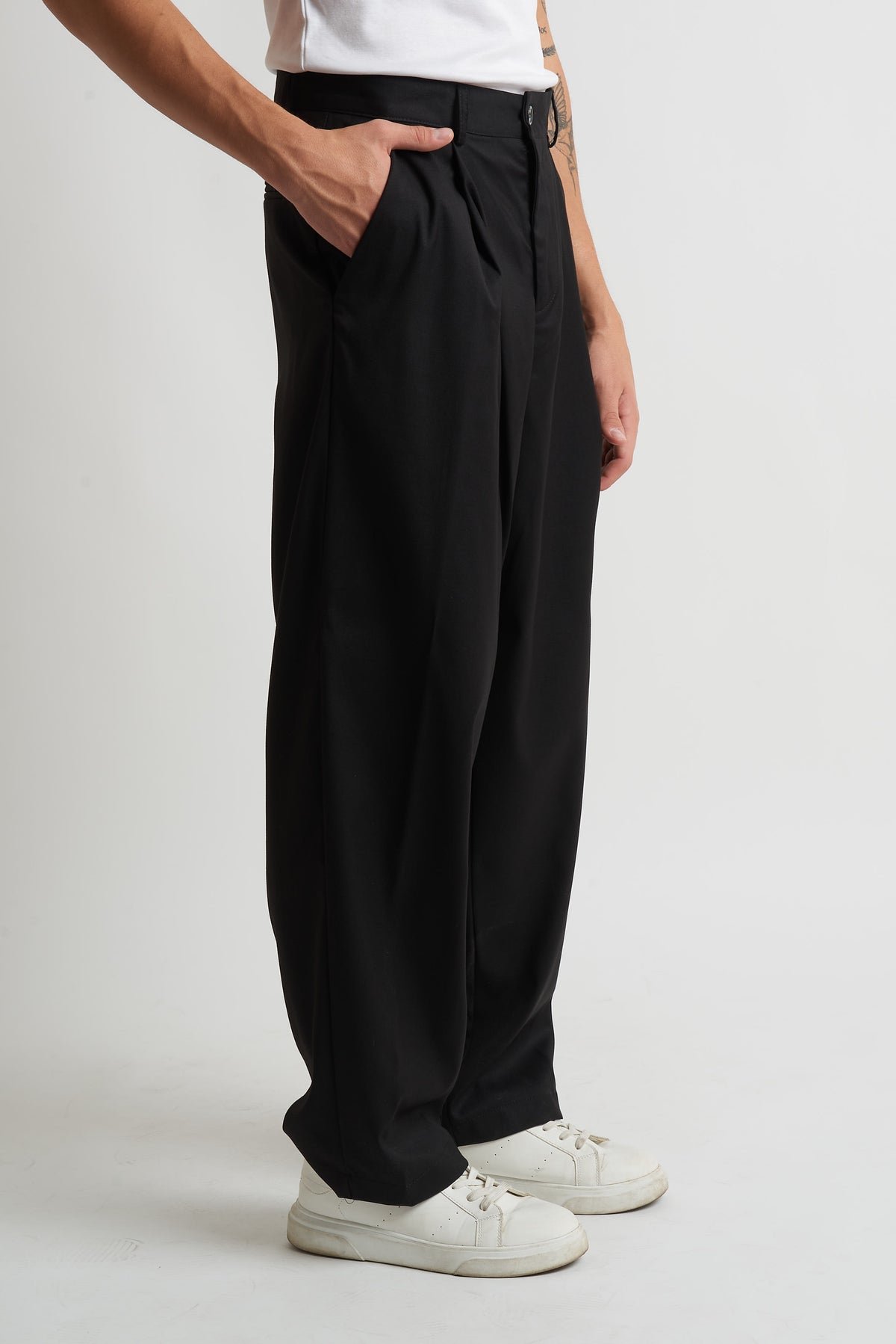 Pantalone pence lunga in poliviscosa nero