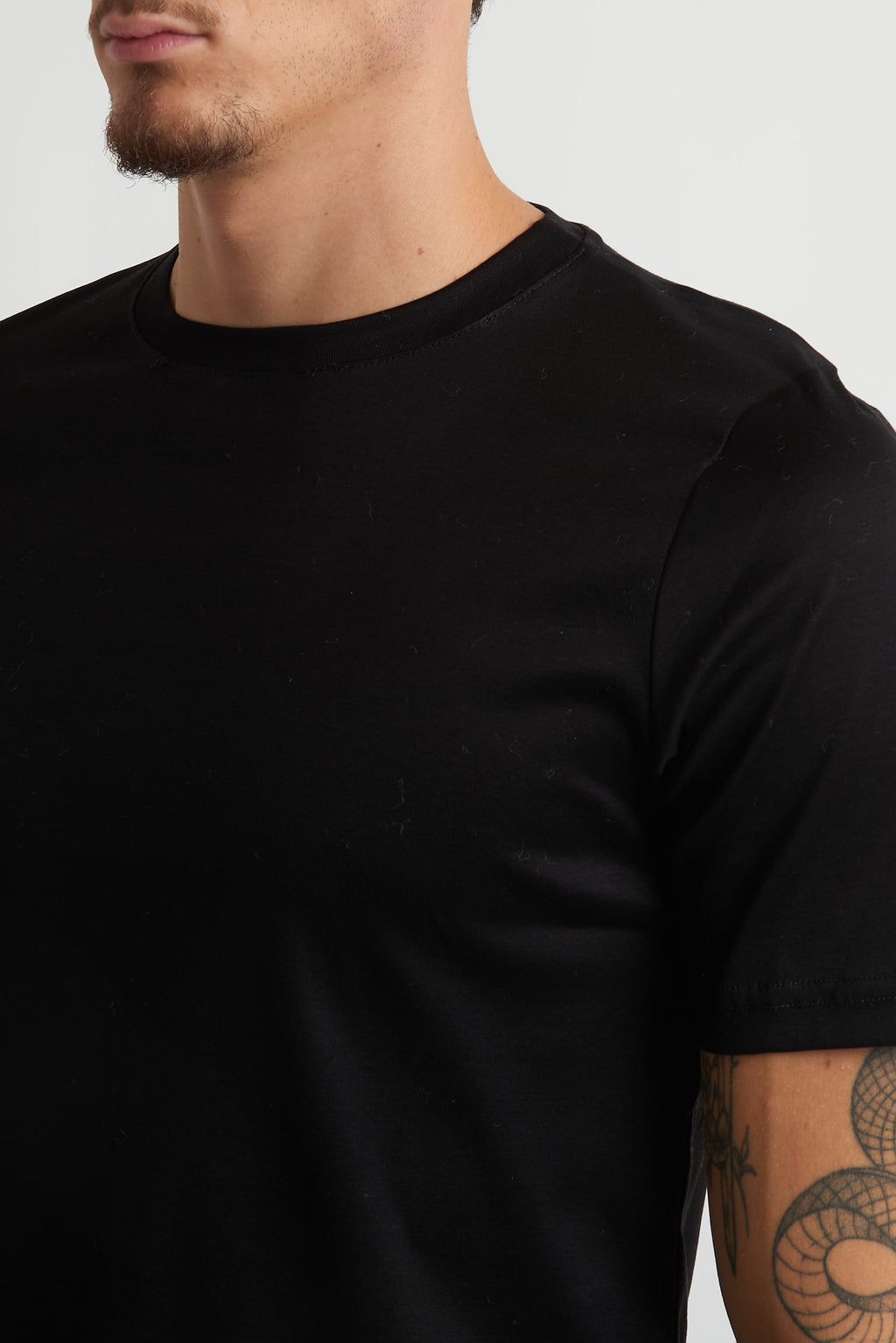 T shirt regular costina filo di scozia nero